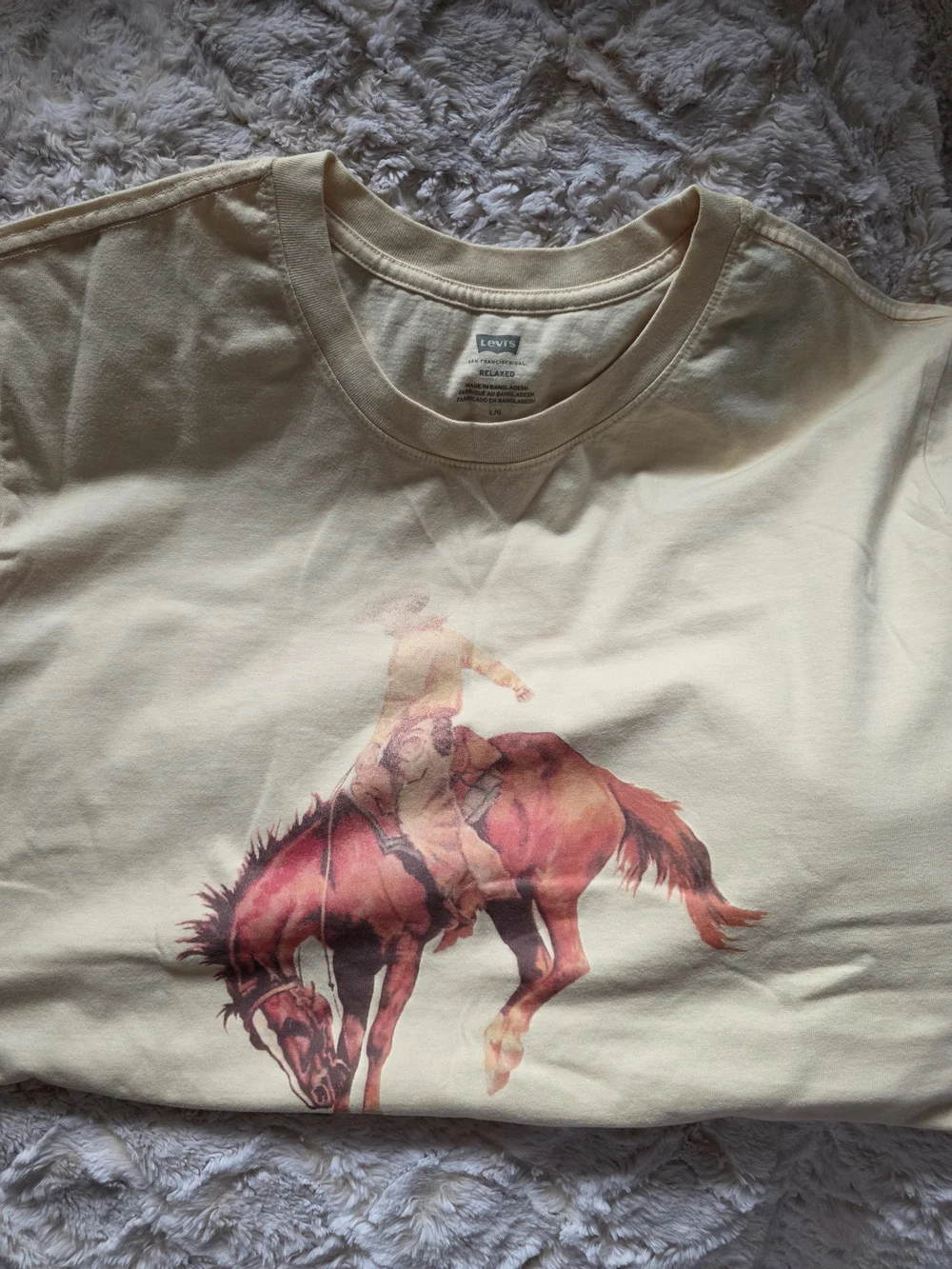 Levi's Cream Short-Sleeve Tee with Rodeo Horse Graphic